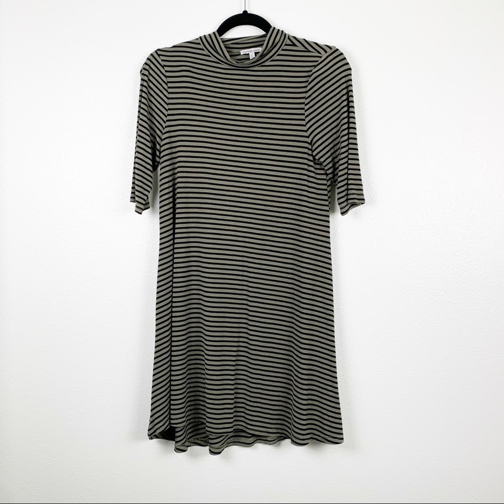 CHARLOTTE Russe‎ Short Sleeve Mock Neck Striped Dress Black Gray M